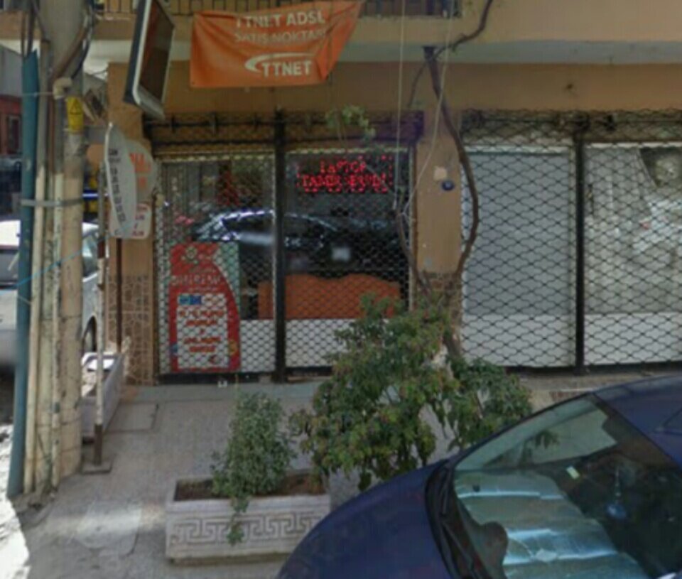 Satellite operator Ercan Satellite Computer, Izmir, photo