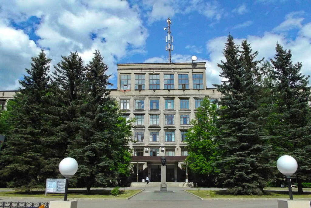 Specialized hospital N.N. Petrov National Medical Research Center of Oncology, Saint Petersburg, photo