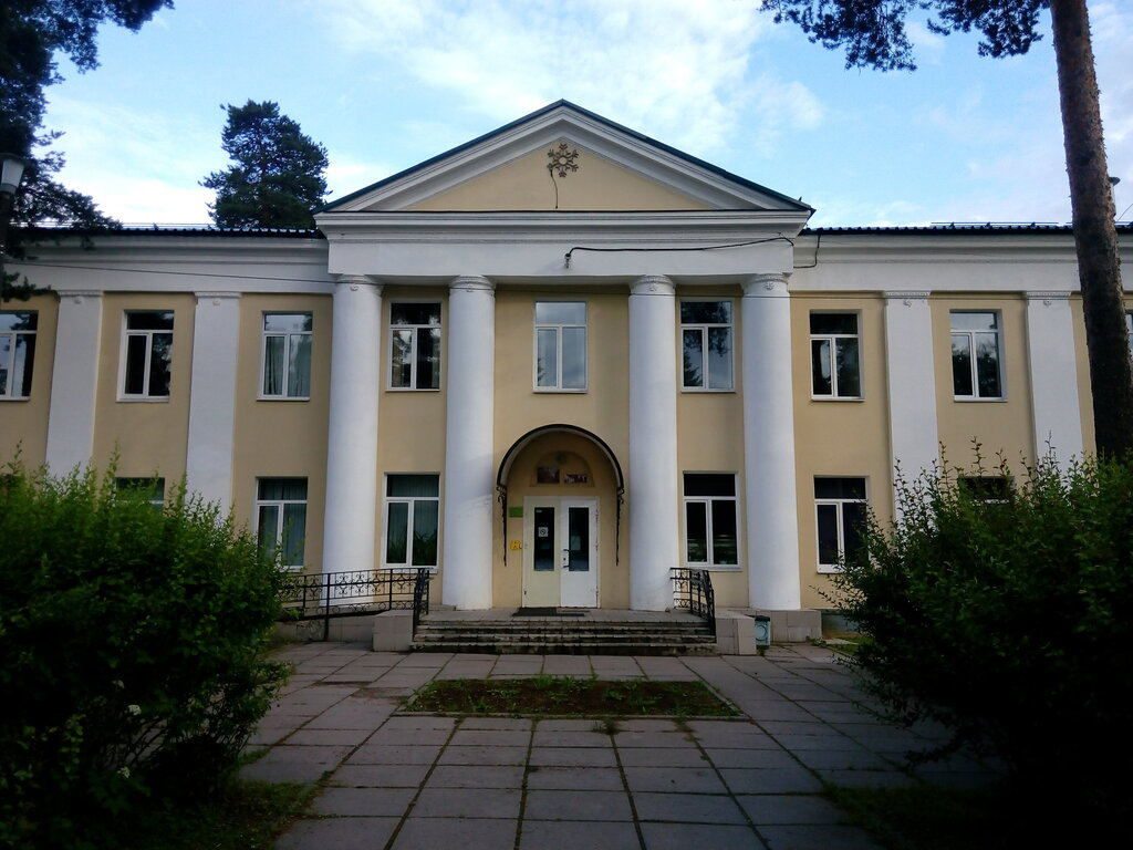 Administration Administratsiya Vsevolozhsky munitsipalny rayon Leningradskoy oblasti Komitet po sotsialnym voprosam, Vsevolgsk, photo