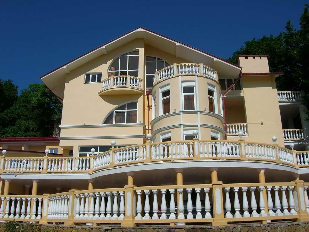 Фото отеля 2