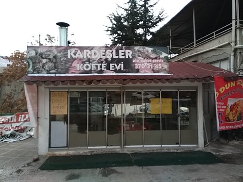 Kardeşler Köfte Döner Evi, restoran, Hüseyingazi Mh. Mamak Çarşı İçi Cd