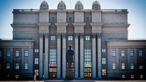 Samara Academic Opera and Ballet Theater (gorodskoy okrug Samara, Leninskiy rayon, Kuibyshev Square, 1), theatre