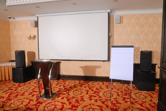 Фото Атташе