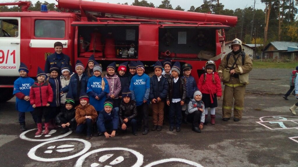 Primary school Начальная общеобразовательная школа № 13 имени Героя Советского Союза В.В. Комиссарова, Sverdlovsk Oblast, photo