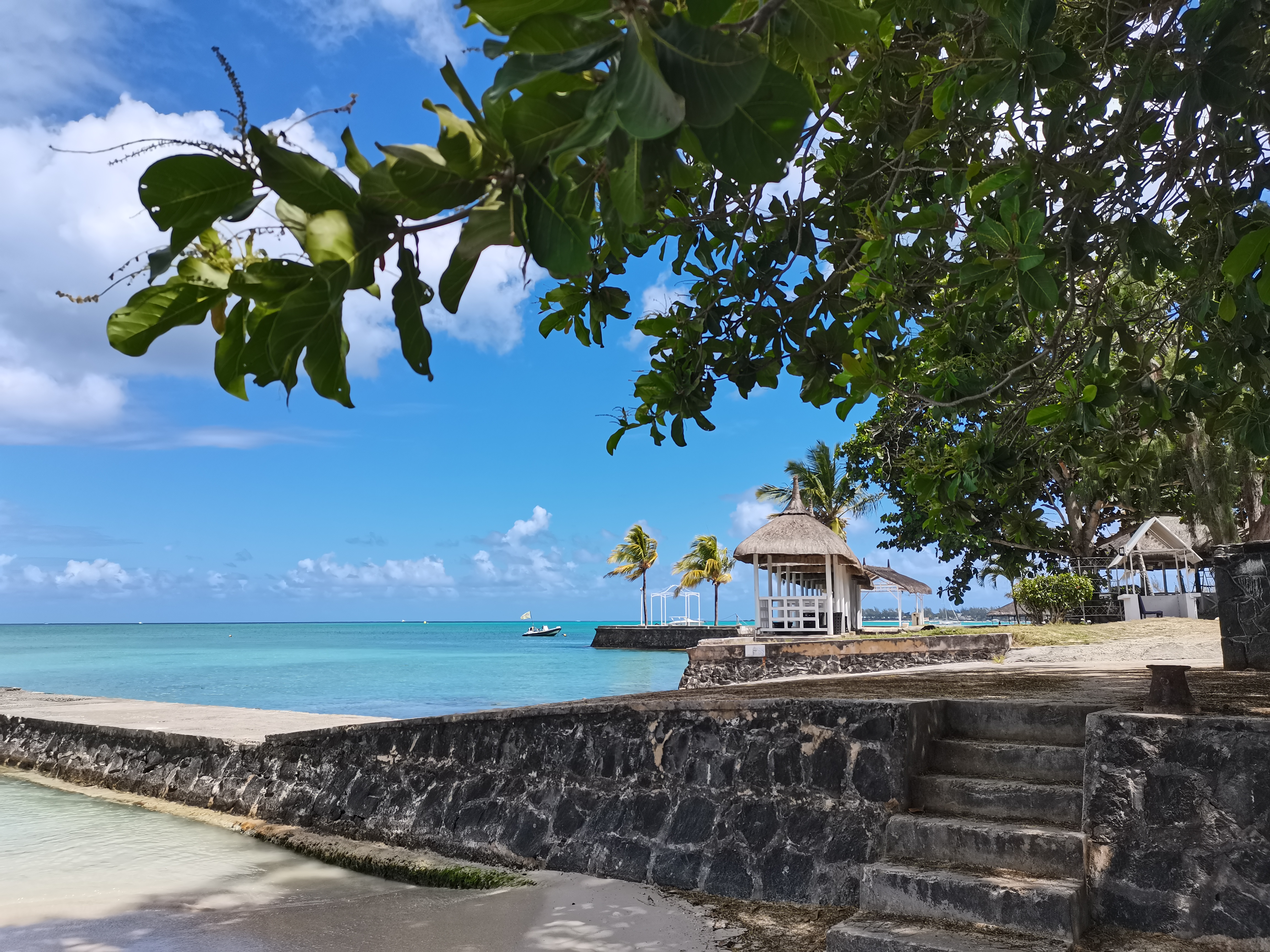 Фото Coral Azur Beach Resort