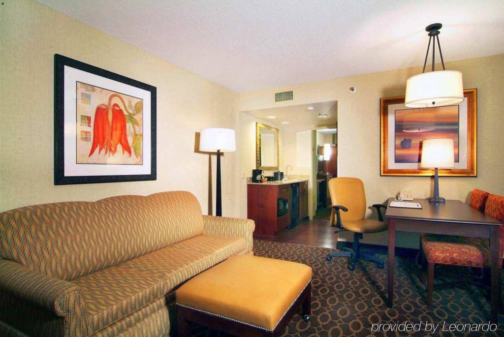 Фото Embassy Suites Hotel Charlotte