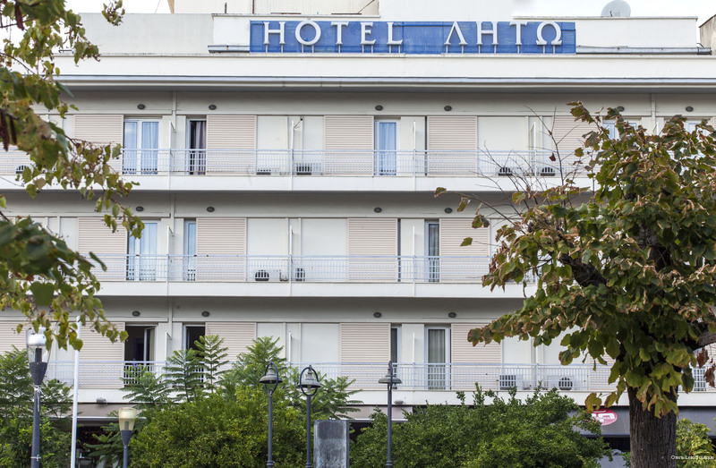 Фото отеля 2