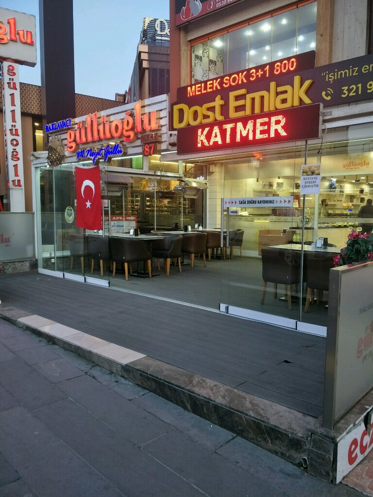 Pastry production Gulluoglu, Ankara, photo