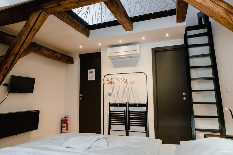 Фото Bed & Breakfast Atticus