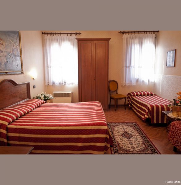 Фото Hotel Florida