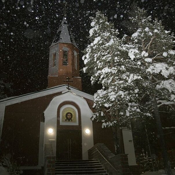 Православный храм Храм Преображения Господня, Муравленко, фото