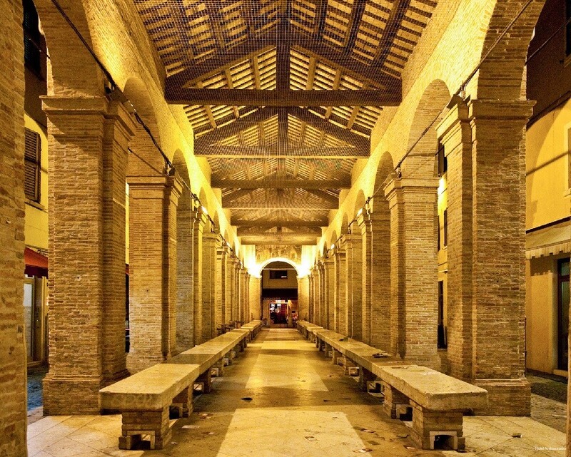 Фото Hotel Ambassador