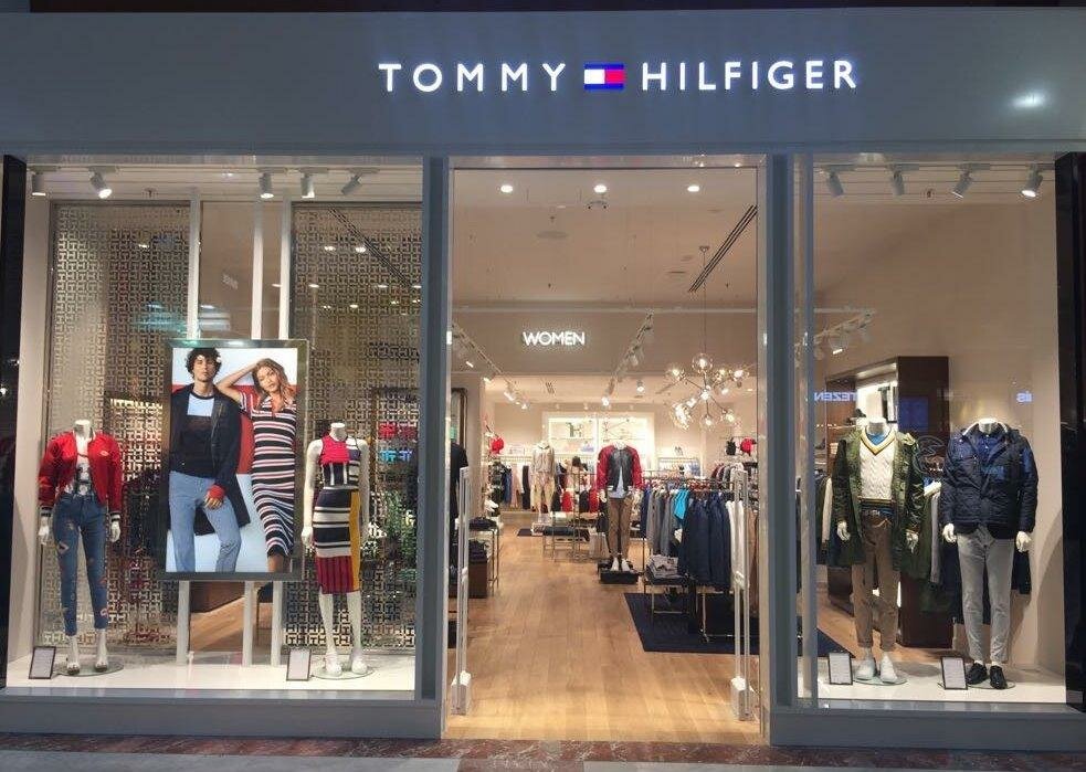 Clothing store Tommy Hilfiger, Calenzano, photo