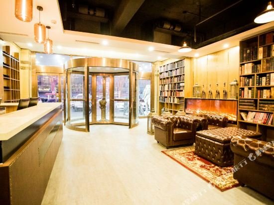 Hotel James Joyce Coffetel Baoding Railway Station, Baoding, photo