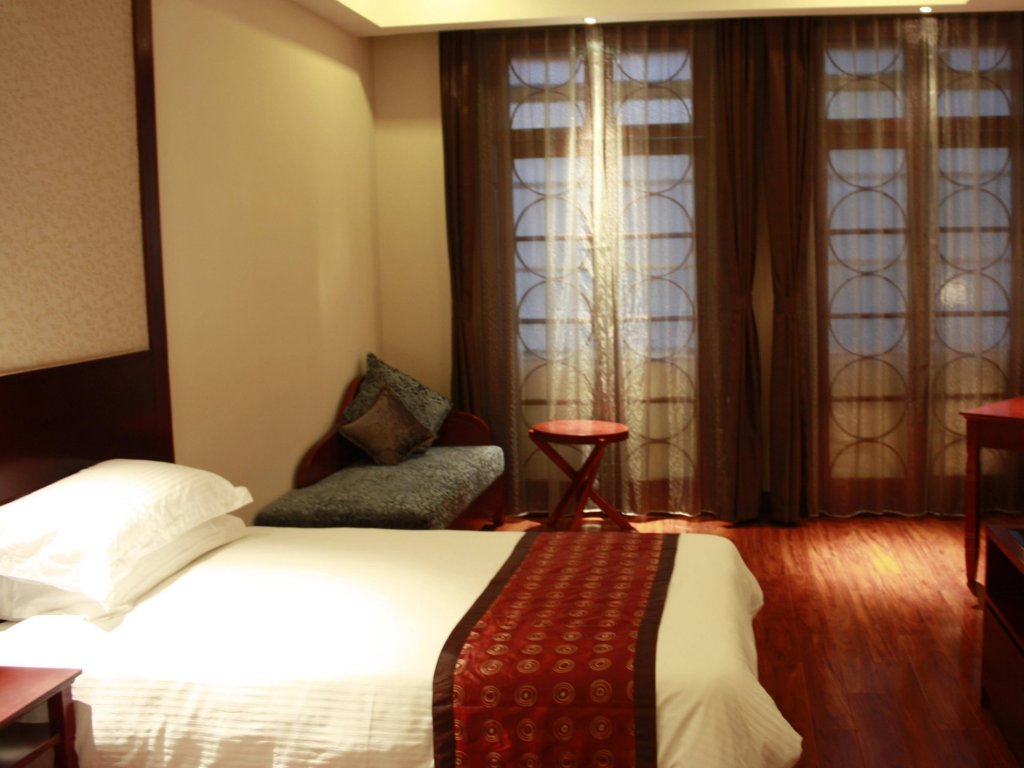 Фото Seventh Heaven Hotel