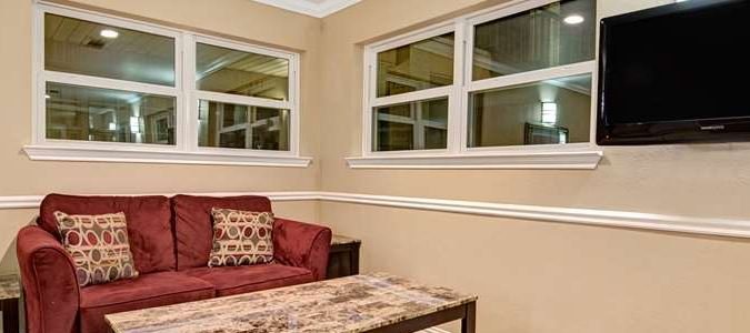 Фото Super 8 by Wyndham Richardson Dallas