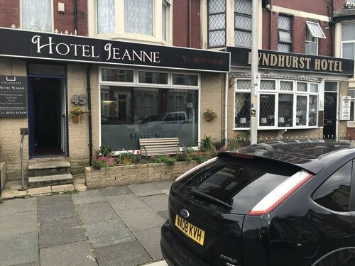 Гостиница Hotel Jeanne в Блэкпуле