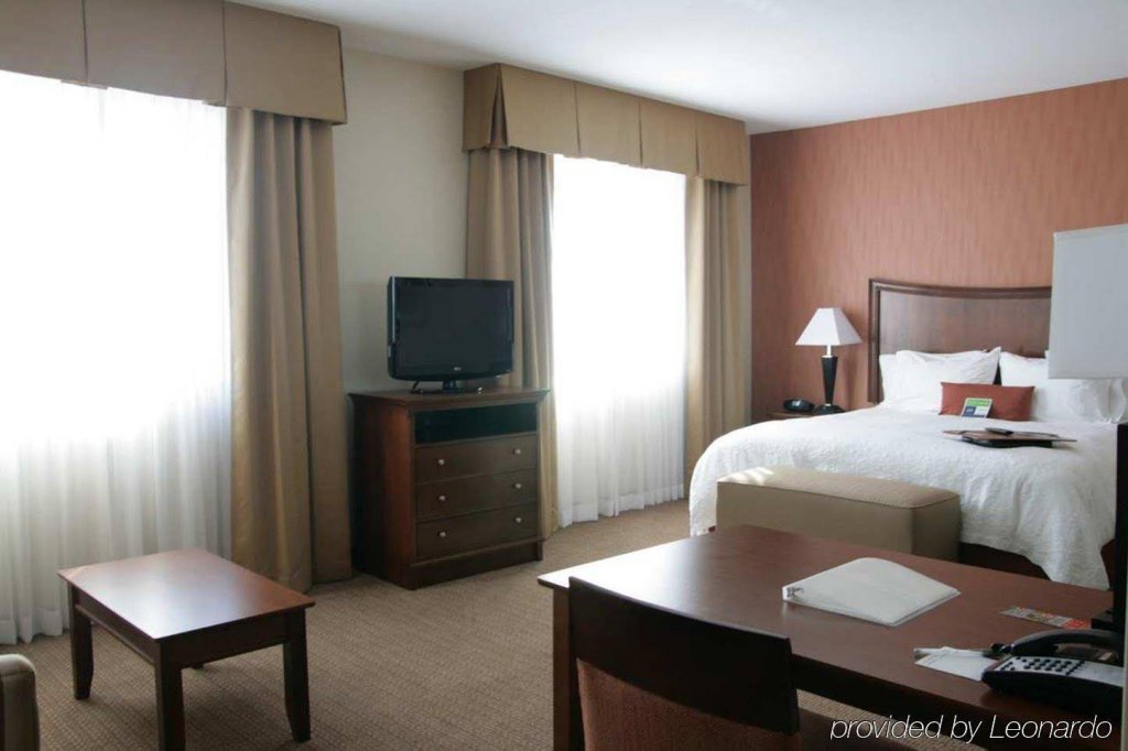 Фото Hampton Inn & Suites Folsom