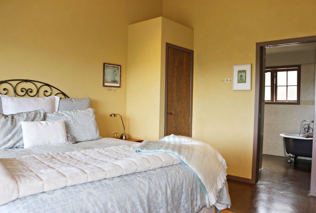 Фото Huntington Stables Retreat Accommodation