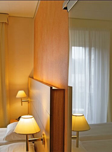 Внешний вид отеля Hotel Du Lac Locarno в Лока́рно, фото 4