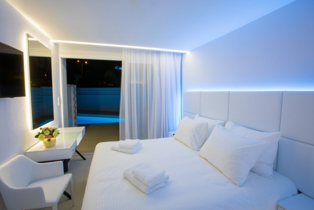 Фото Отель Napa Suites