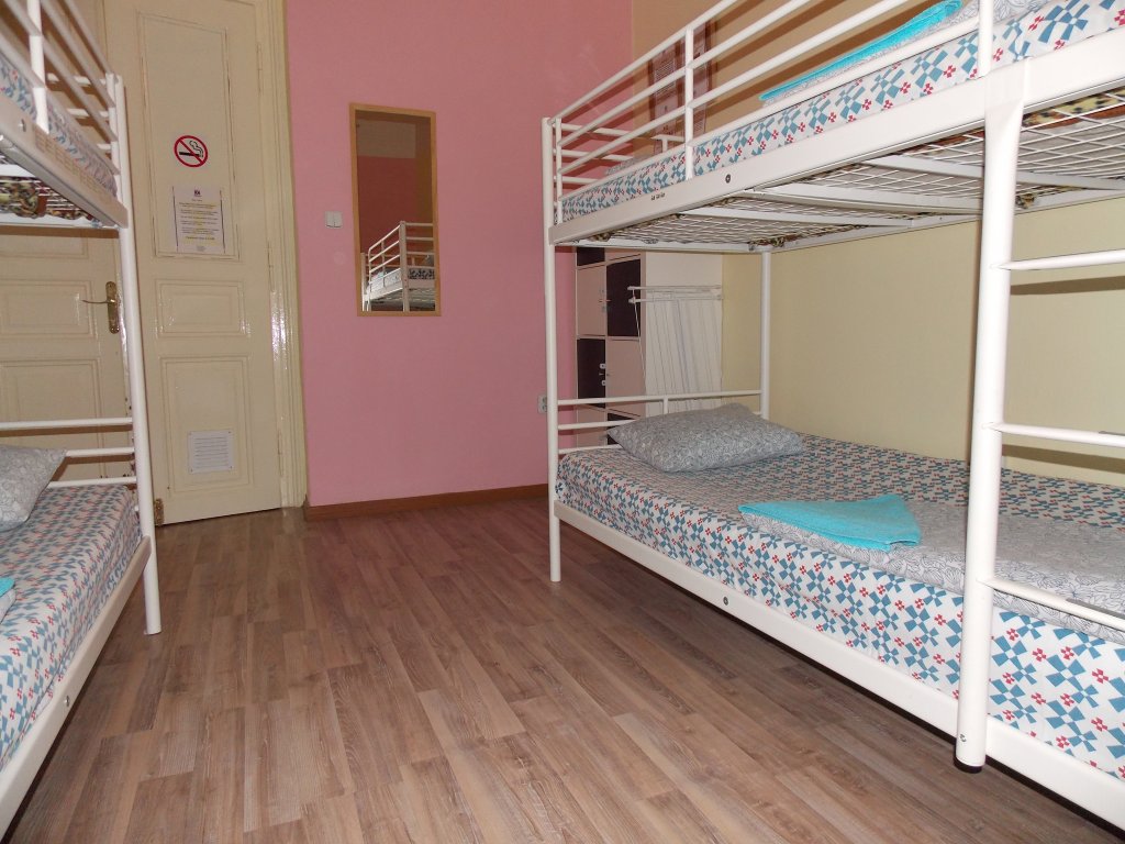 Фото Хостел Sokolska Youth