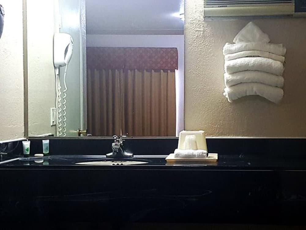 Фото Best Budget Inn