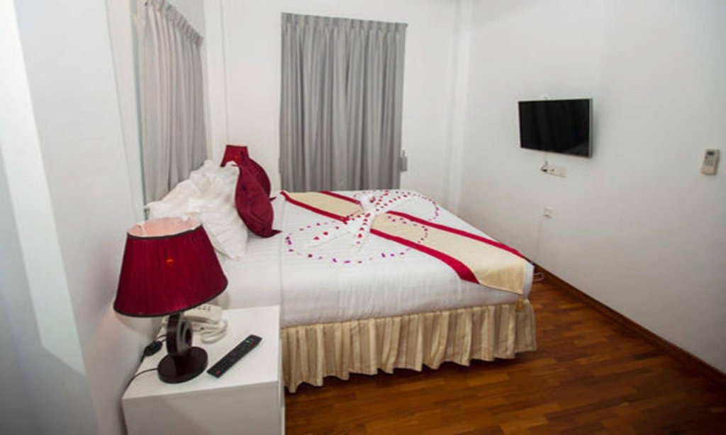 Фото Wh Hotel & Service Apartment