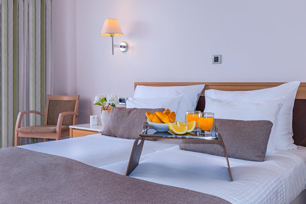 Фото Porto Platanias Beach Luxury Selection