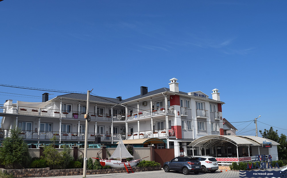 Фото отеля 1