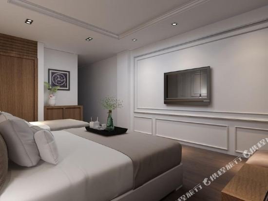 Фото Impressive Boutique Hotel