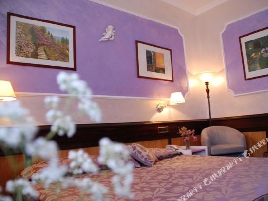 Фото Benny Hotel