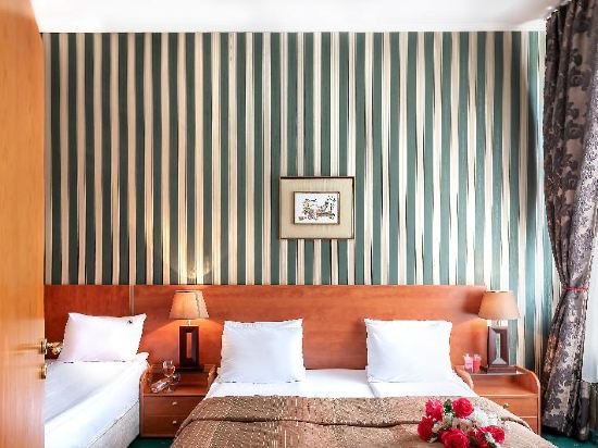 Фото Maxim Boutique Hotel