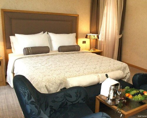 Внешний вид отеля Hotel Vardar в Которе, фото 3