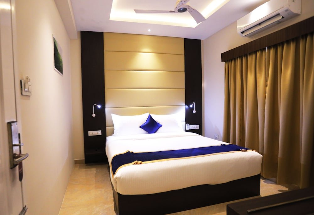 Фото Star Emirates Luxury Resort and SPA, Munnar