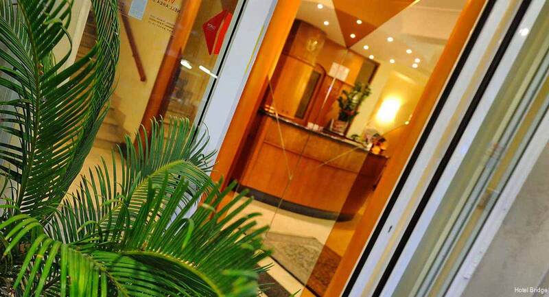 Фото Hotel Bridge