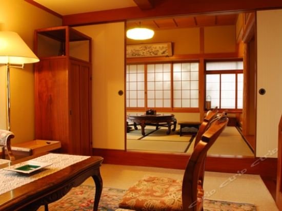 Фото Kappo Ryokan Momiya
