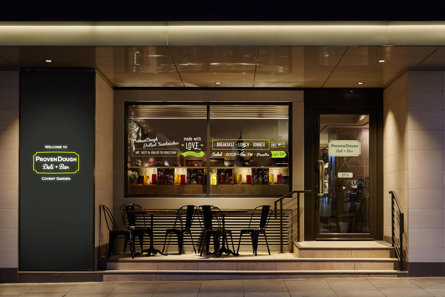 Фото Hub by Premier Inn London Covent Garden