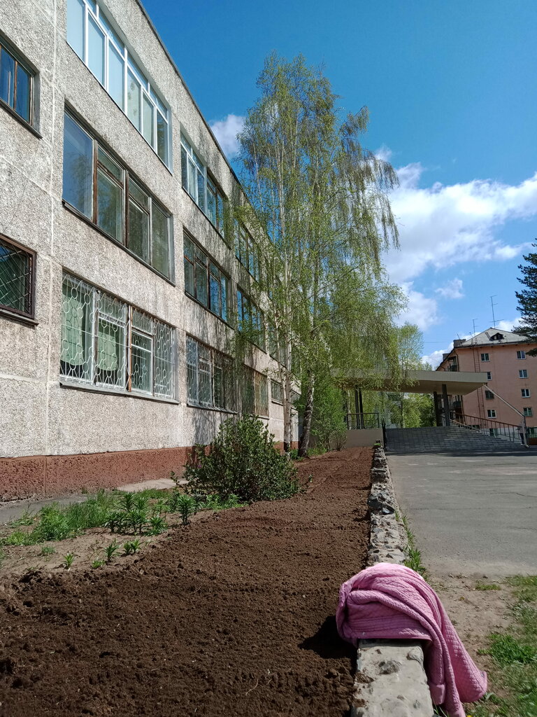 مدرسة Srednyaya obshcheobrazovatelnaya shkola № 18 ، ، صورة