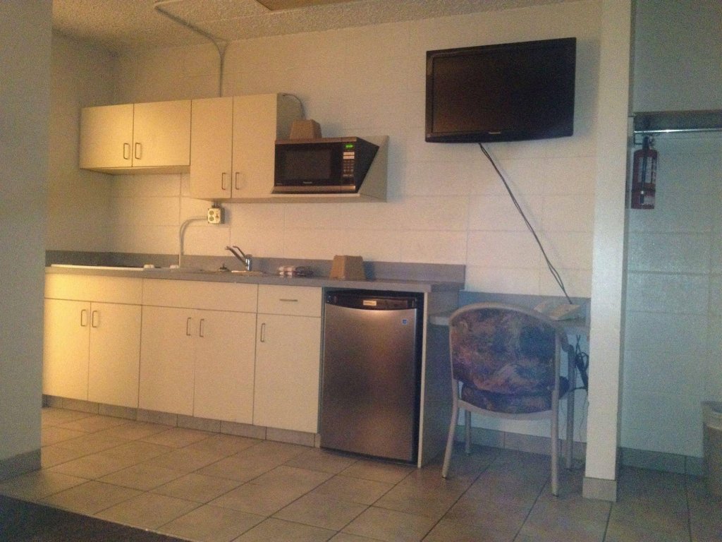 Фото Eastglen Inn