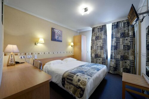 Гостиница Hôtel le Bellevue в Монбельаре