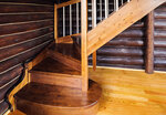 Wooden stairs to the 2nd floor (ulitsa 22 Dekabrya, 86), escaleras y barandillas de escaleras