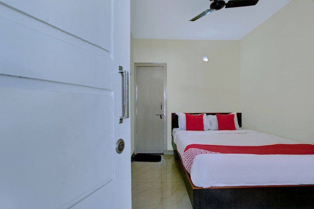 Фото Oyo 22499 Vishnu Residency