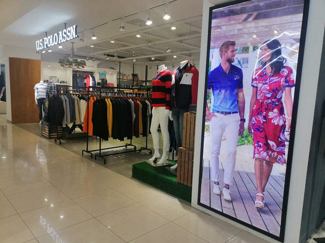 Clothing store U. S. Polo Assn, Shanghai, photo
