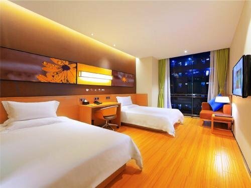 Гостиница Iu Hotel Changsha Dongtang Pinghetang в Чанше