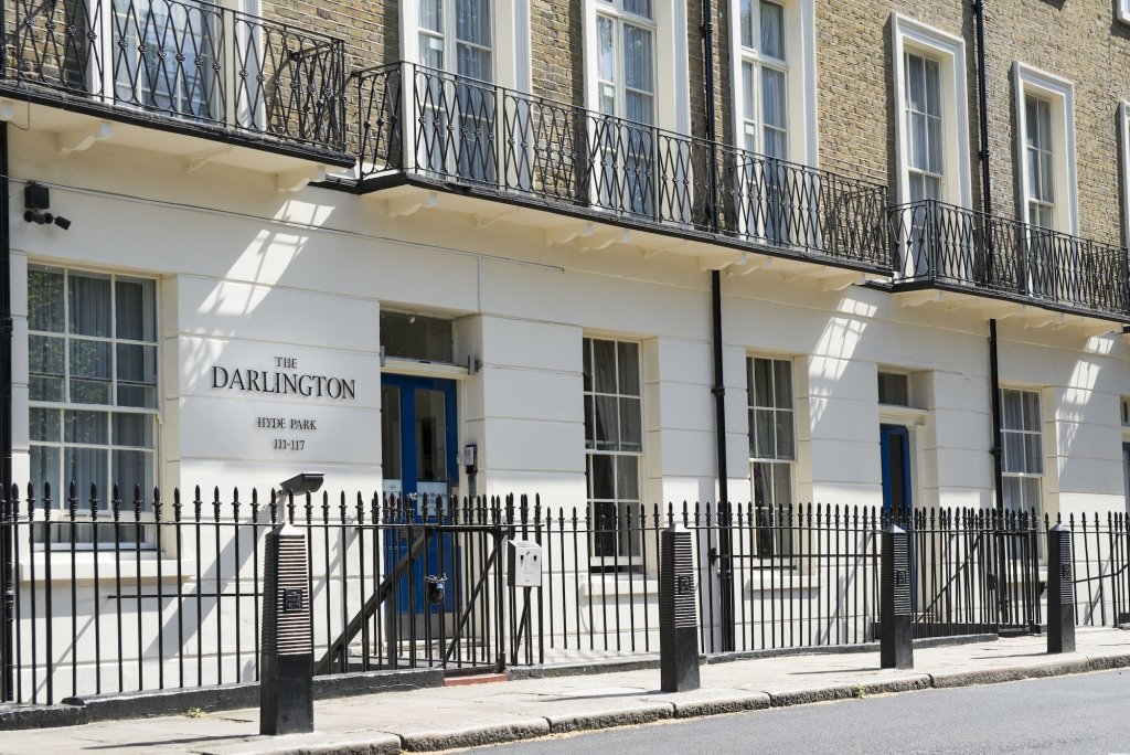 Фото The Darlington Hyde Park