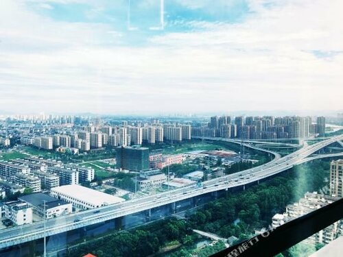 Внешний вид отеля Howard Johnson Sunshine Plaza Ningbo в Нинбо, фото 4