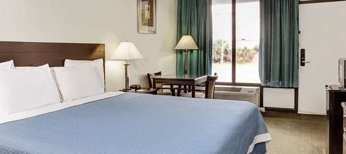 Фото One Way Maingate