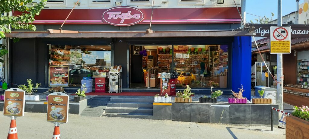 Nuts, snacks, dried fruits Tugba Kuruyemis, Urla, photo