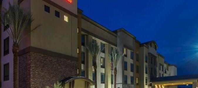 Фото Hampton Inn & Suites Phoenix Tempe